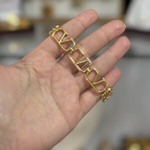 اسواره فلانتينو